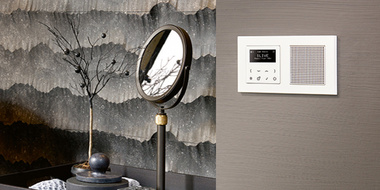 JUNG Smart Radio DAB+ bei Elektro Hetz GmbH in Kulmbach