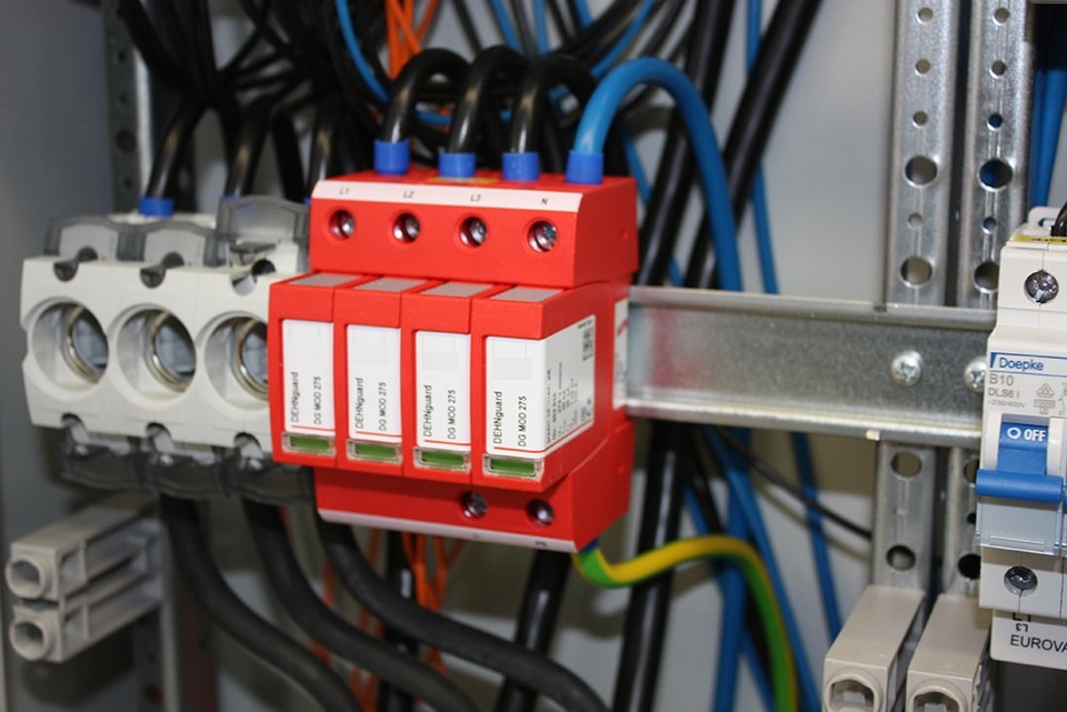 U berspannungsschutz bei Elektro Hetz GmbH in Kulmbach
