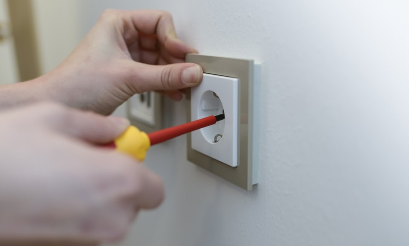 Elektro­installation bei Elektro Hetz GmbH in Kulmbach