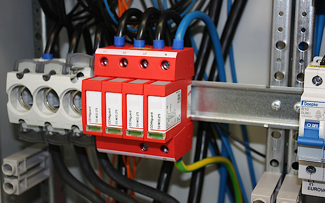 Über­spannungs­schutz bei Elektro Hetz GmbH in Kulmbach